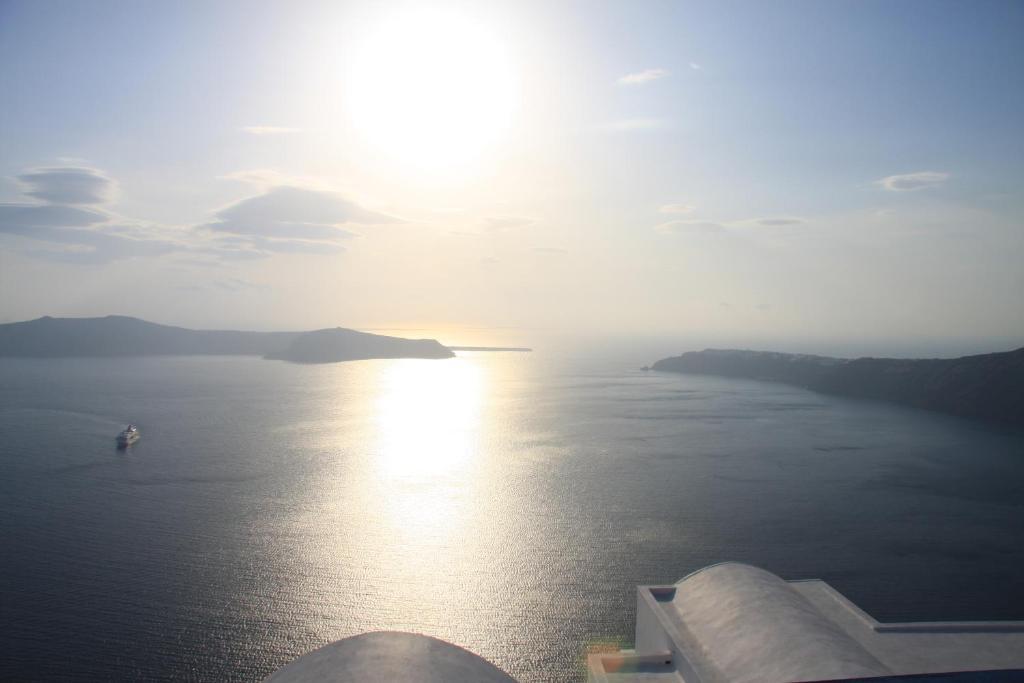 Heliotopos Imerovígli Buitenkant foto